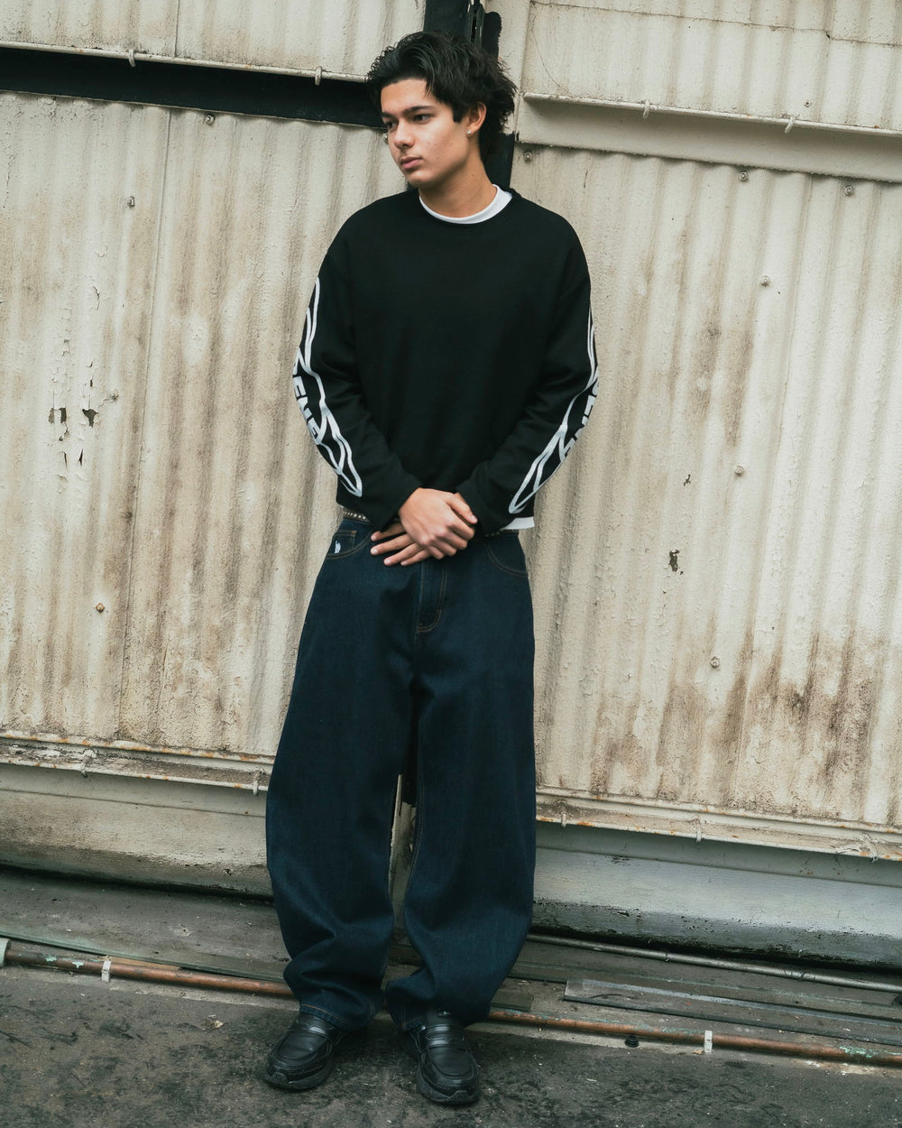 Worldwide Thermal (Black)