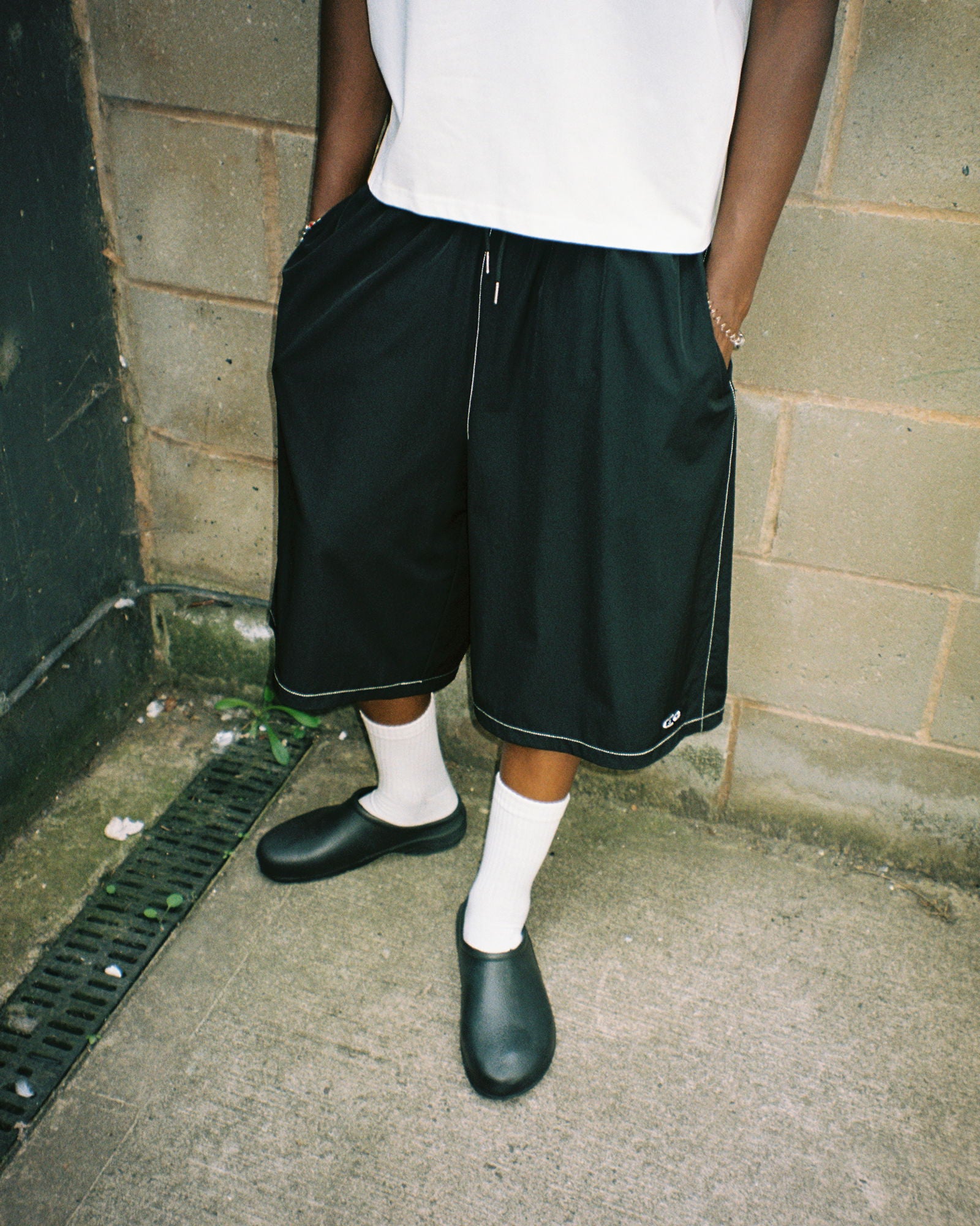 Domino Board Shorts (Black)