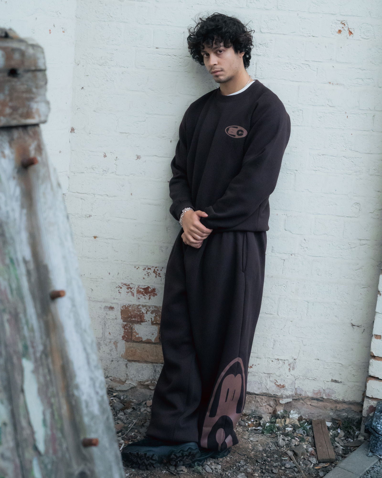 Domino Jumper (Brown)